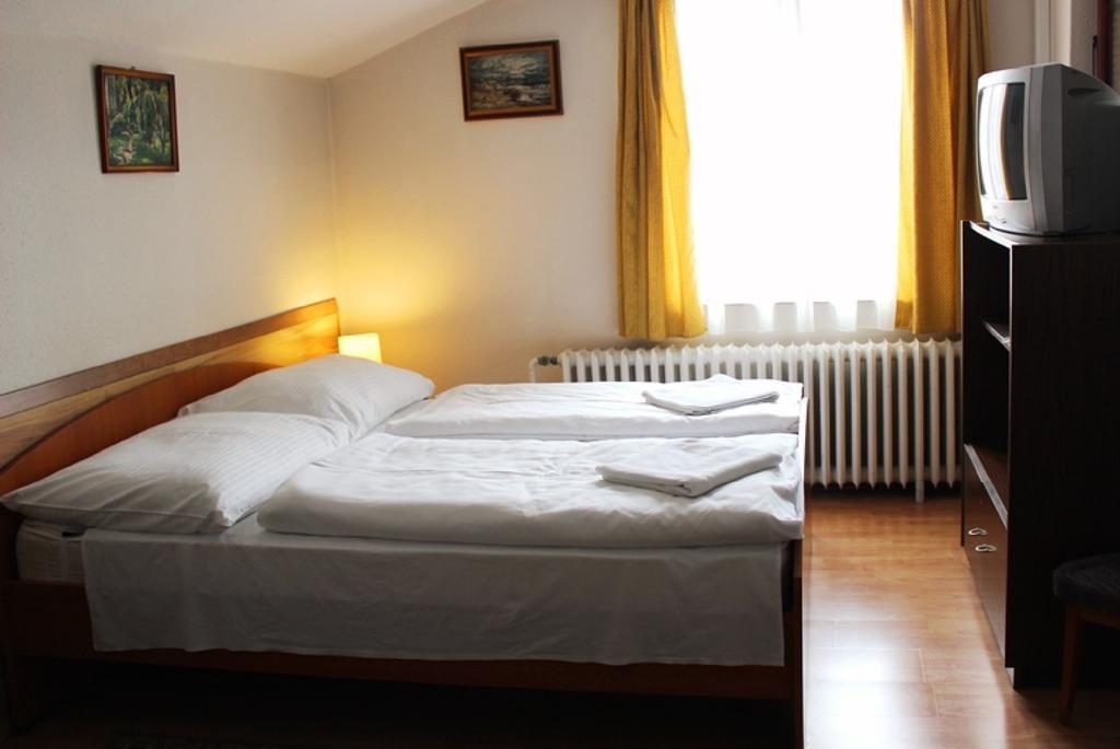 Hotel Erika Vendeghaz Szentendre Exteriér fotografie